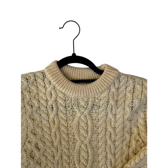 Aran Mõr Vintage Irish Wool Sweater - Picture 2 of 8